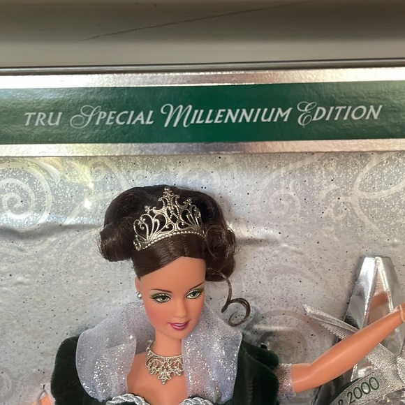 Millennium Princess Teresa Friend of Barbie NIB 2000 Millennium Keepsake Inside - Picture 6 of 13